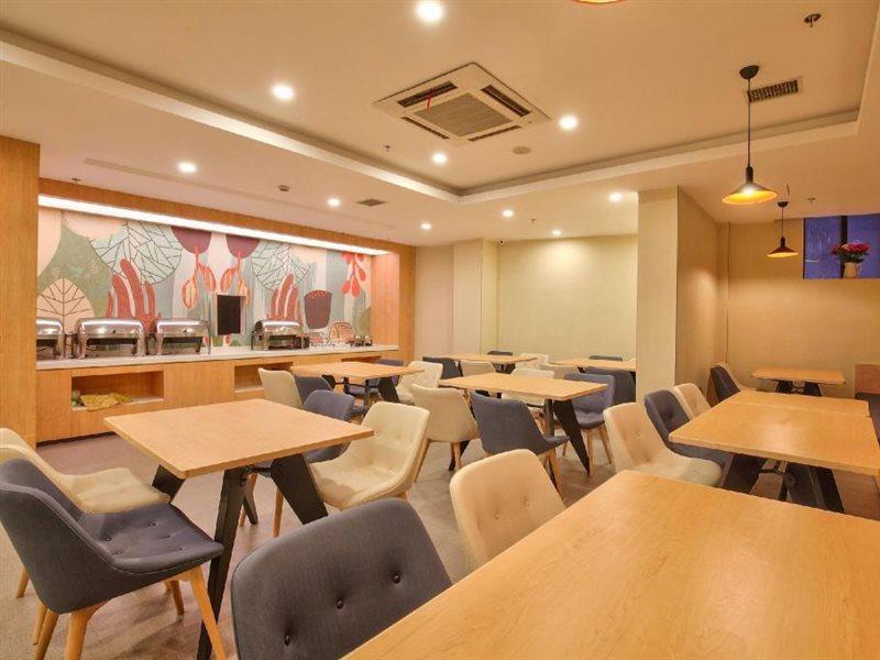 Hanting Hotel Ningbo Tian Yi Square Newbranch Buitenkant foto