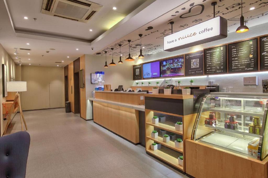 Hanting Hotel Ningbo Tian Yi Square Newbranch Buitenkant foto
